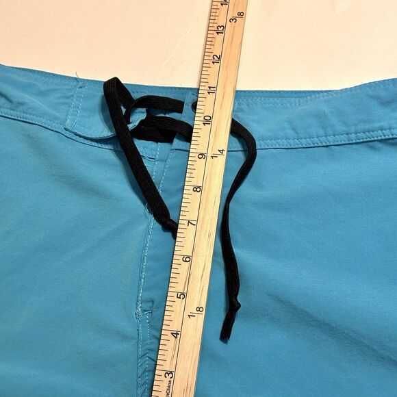 Alphalete Swim Trunks Mens Size Medium Board Shorts  7” Inseam Surf - Picture 4 of 11